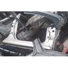 порог правий skoda fabia 1999-